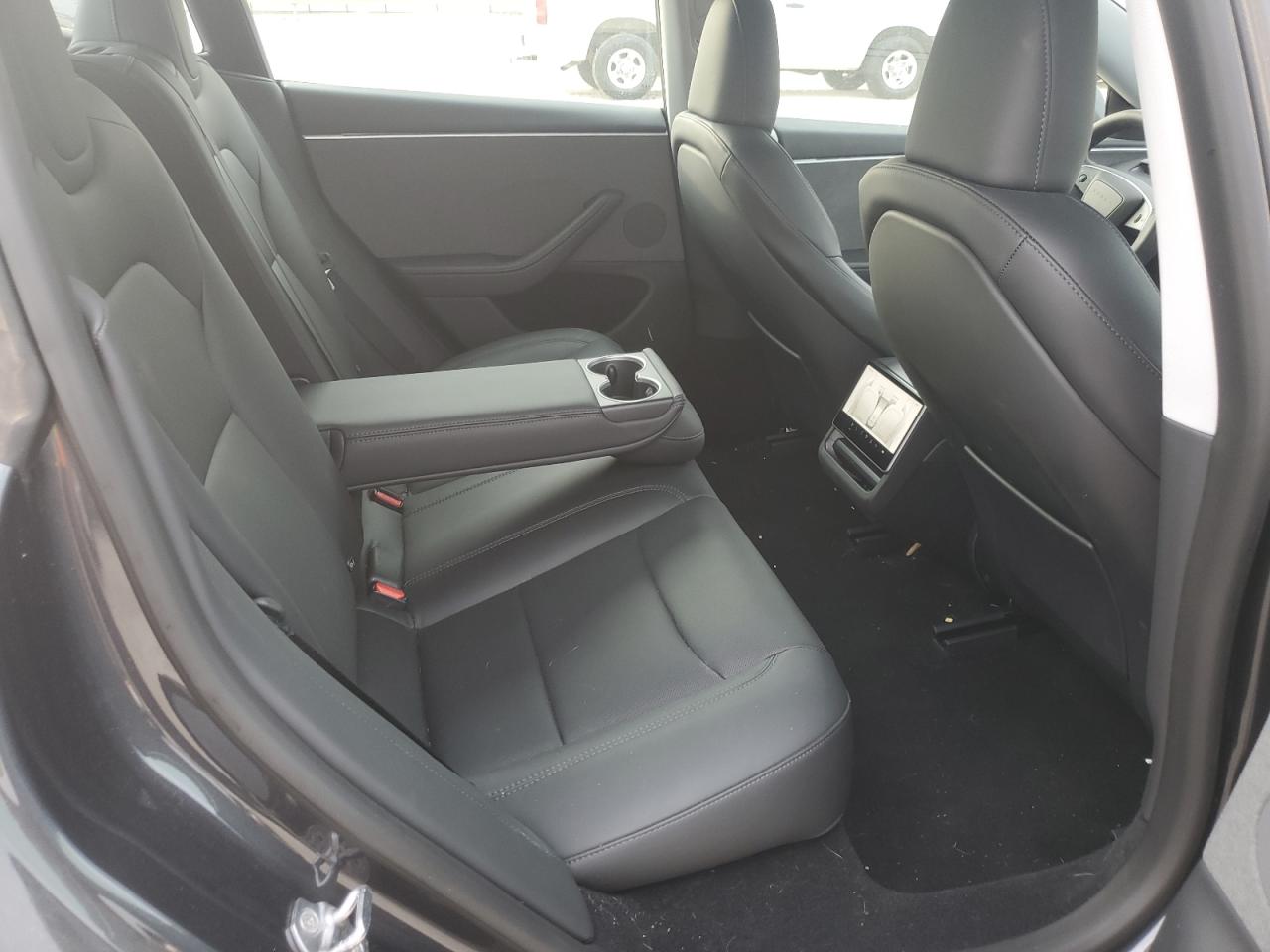 2025 Tesla Model 3 VIN: 5YJ3E1EA3SF884736 Lot: 93086085