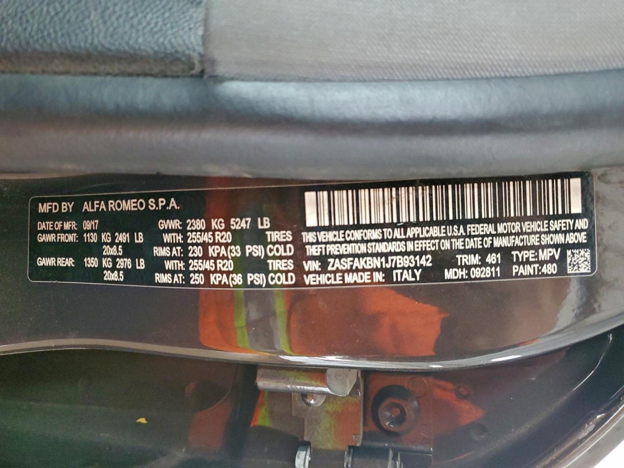 2018 Alfa Romeo Stelvio Ti VIN: ZASFAKBN1J7B93142 Lot: 93327395