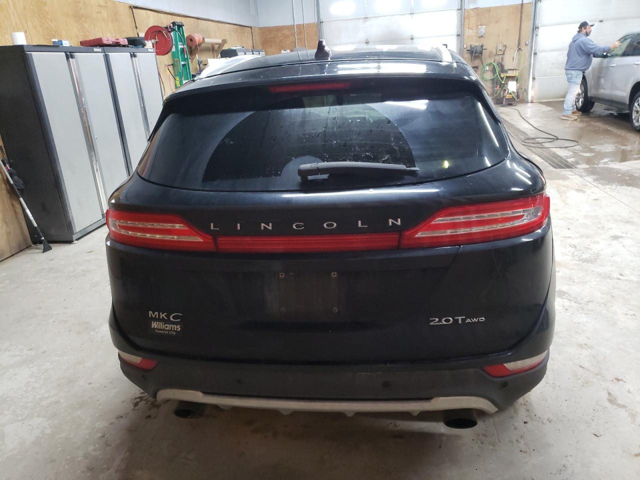 2017 Lincoln Mkc Premiere VIN: 5LMCJ1D9XHUL08623 Lot: 92411155