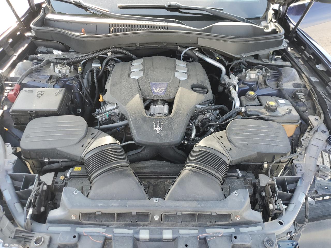 2018 Maserati Levante S VIN: ZN661YUAXJX277710 Lot: 93226825