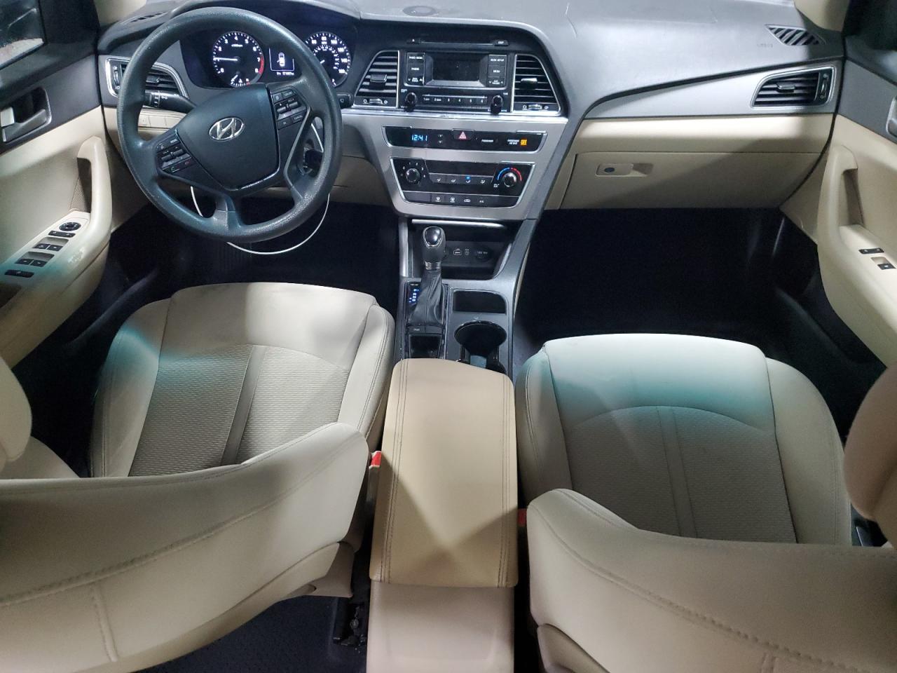 2015 Hyundai Sonata Se VIN: 5NPE24AF0FH196950 Lot: 92881155