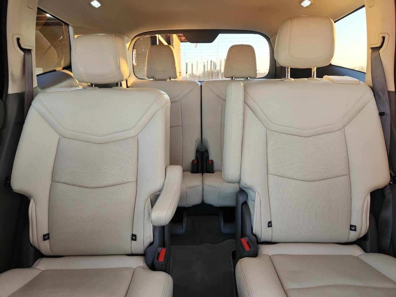 2022 Cadillac Xt6 Premium Luxury VIN: 1GYKPCRS0NZ180006 Lot: 92939005