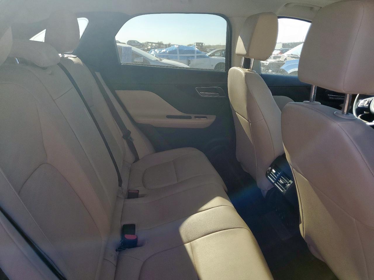 2018 Jaguar F-Pace Premium VIN: SADCJ2FN5JA290311 Lot: 91210335