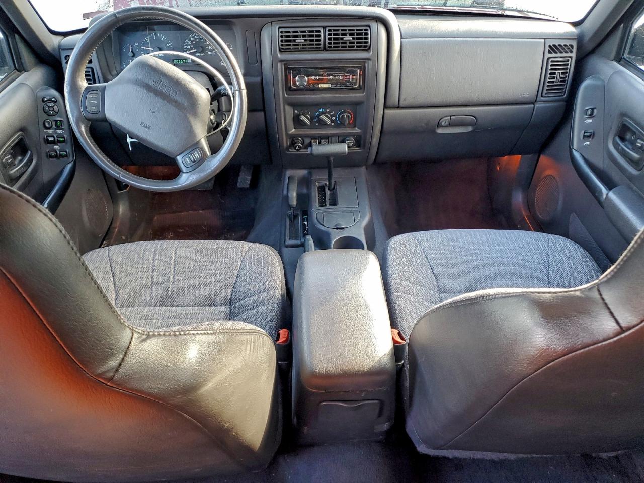 2000 Jeep Cherokee Sport VIN: 1J4FF48S5YL143813 Lot: 94159625