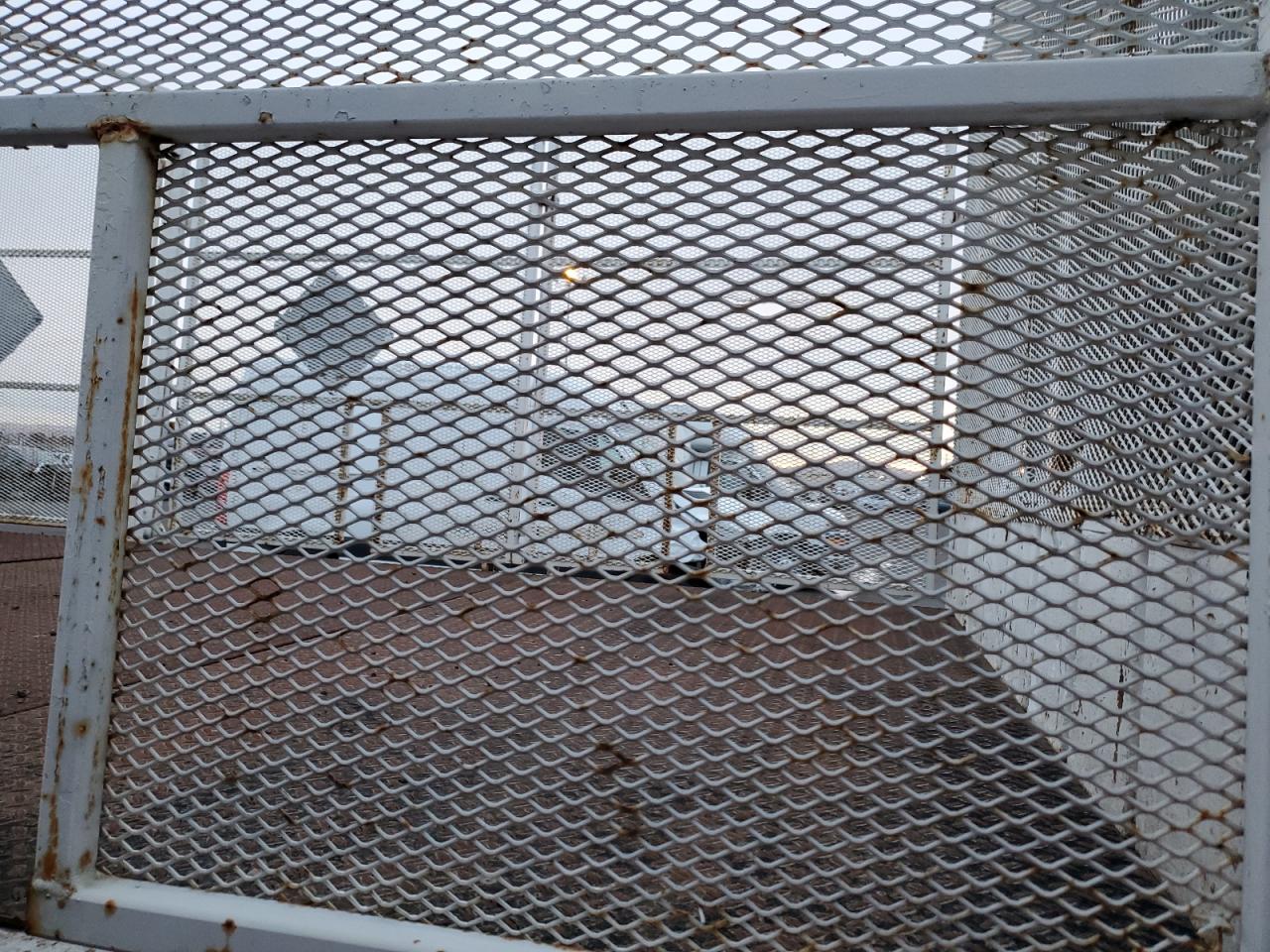 1997 International 4900 Flatbed Truck VIN: 1HTSDAAN8VH490812 Lot: 91855685