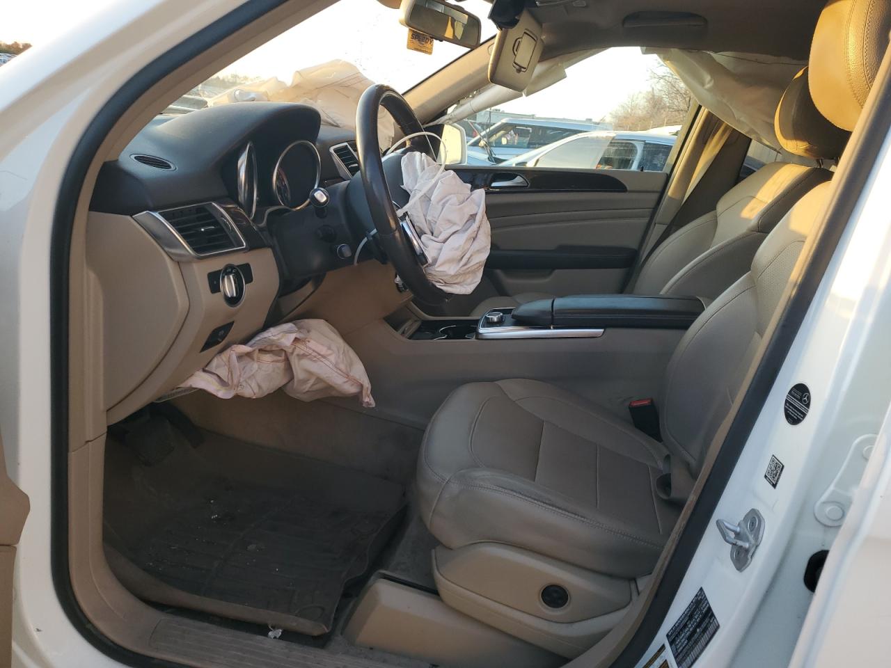 2015 Mercedes-Benz Ml 350 4Matic VIN: 4JGDA5HB5FA615384 Lot: 92463875