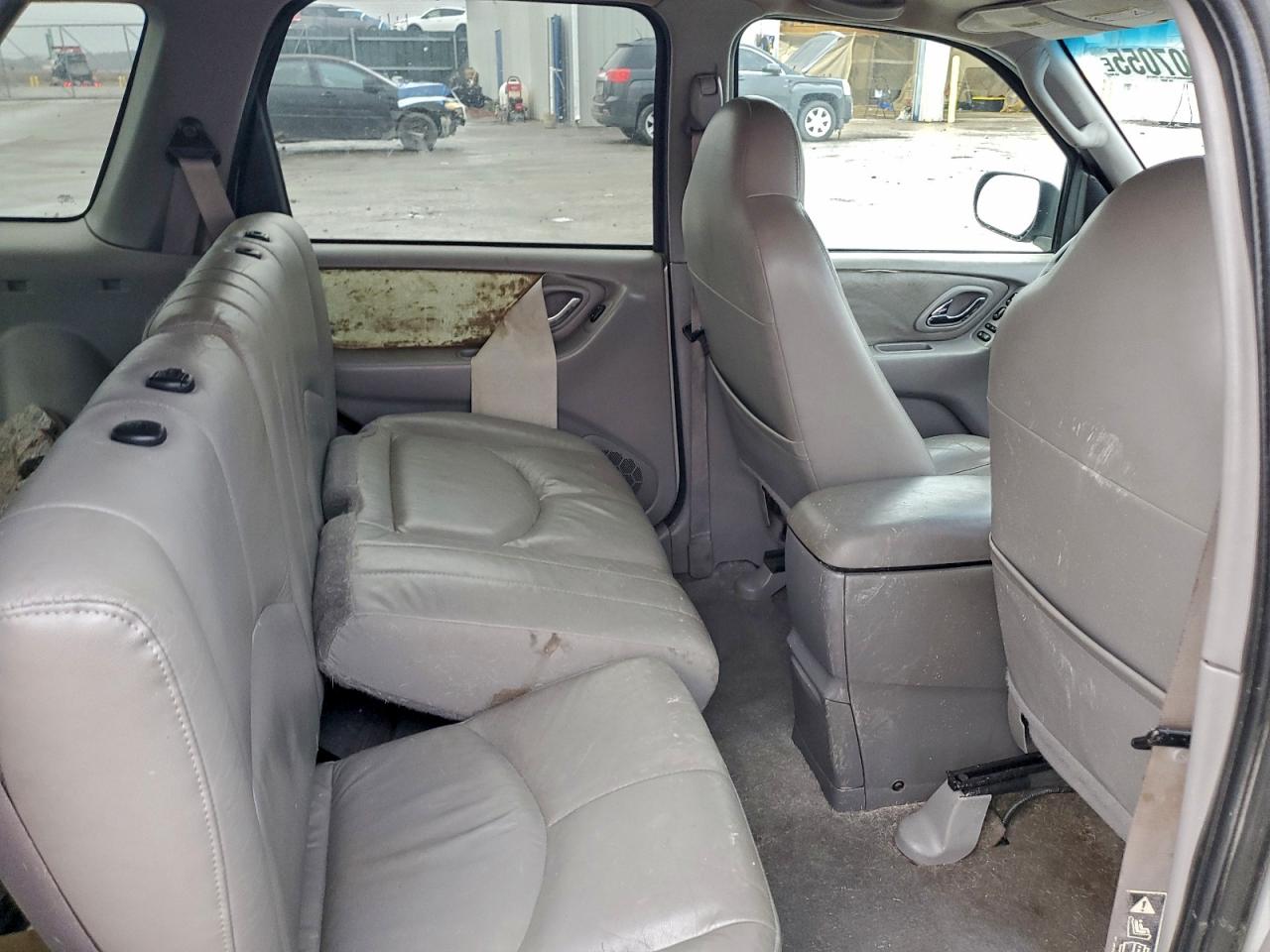 2001 Mazda Tribute Lx VIN: 4F2CU08101KM70047 Lot: 93707055