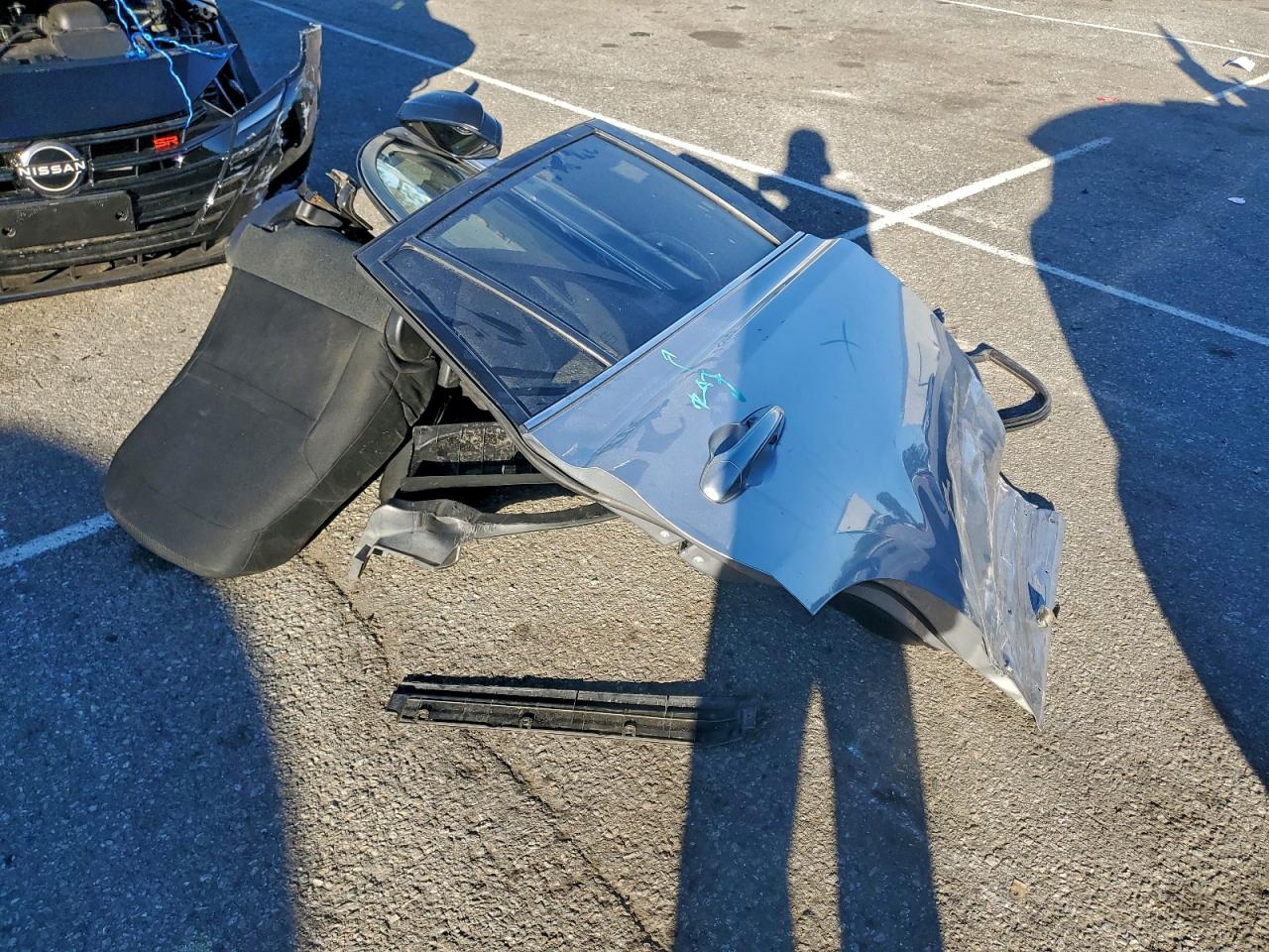 2017 Toyota Rav4 Le VIN: 2T3ZFREV9HW319418 Lot: 94363555