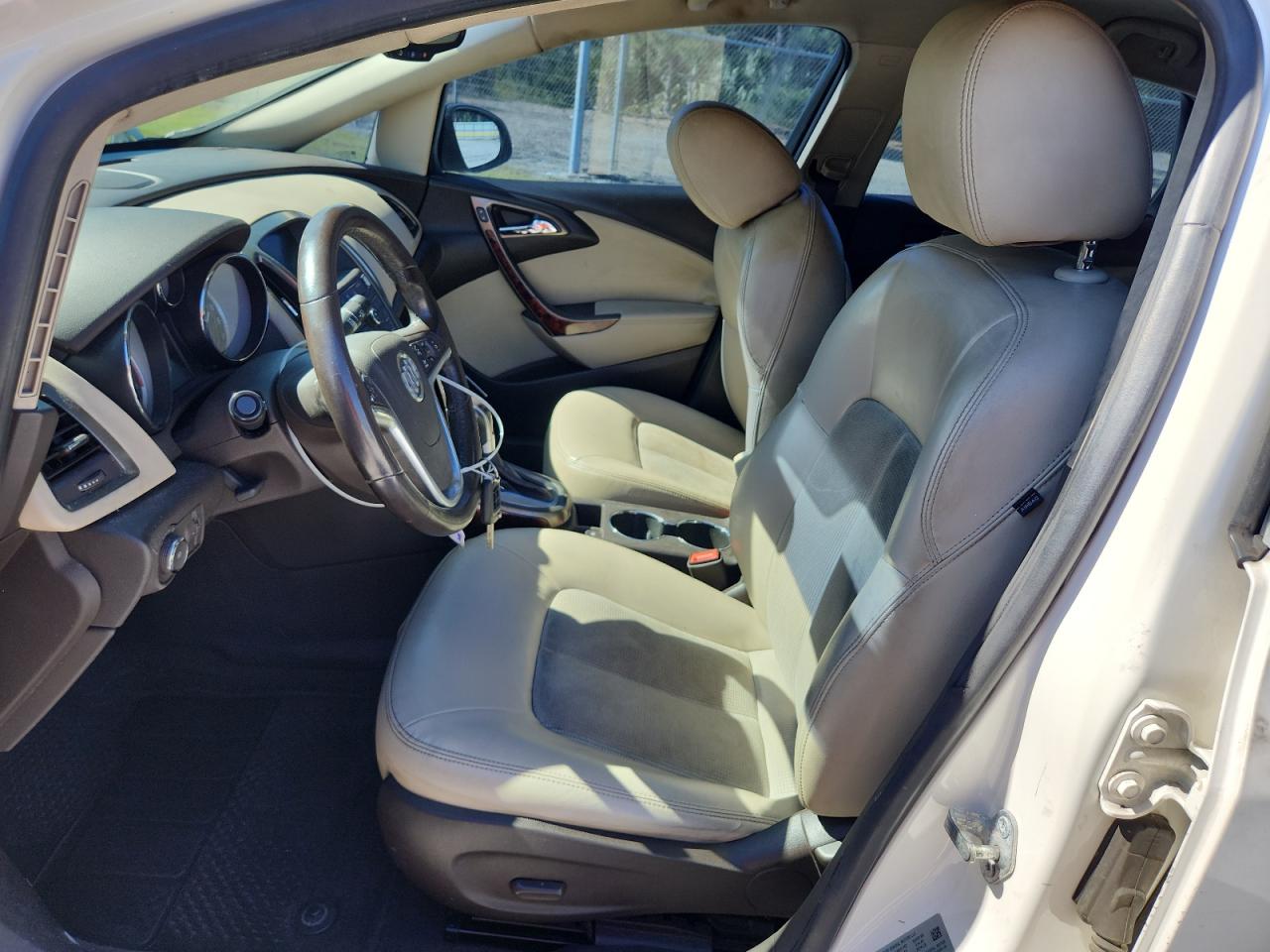 2014 Buick Verano Convenience VIN: 1G4PR5SK3E4112559 Lot: 92175405