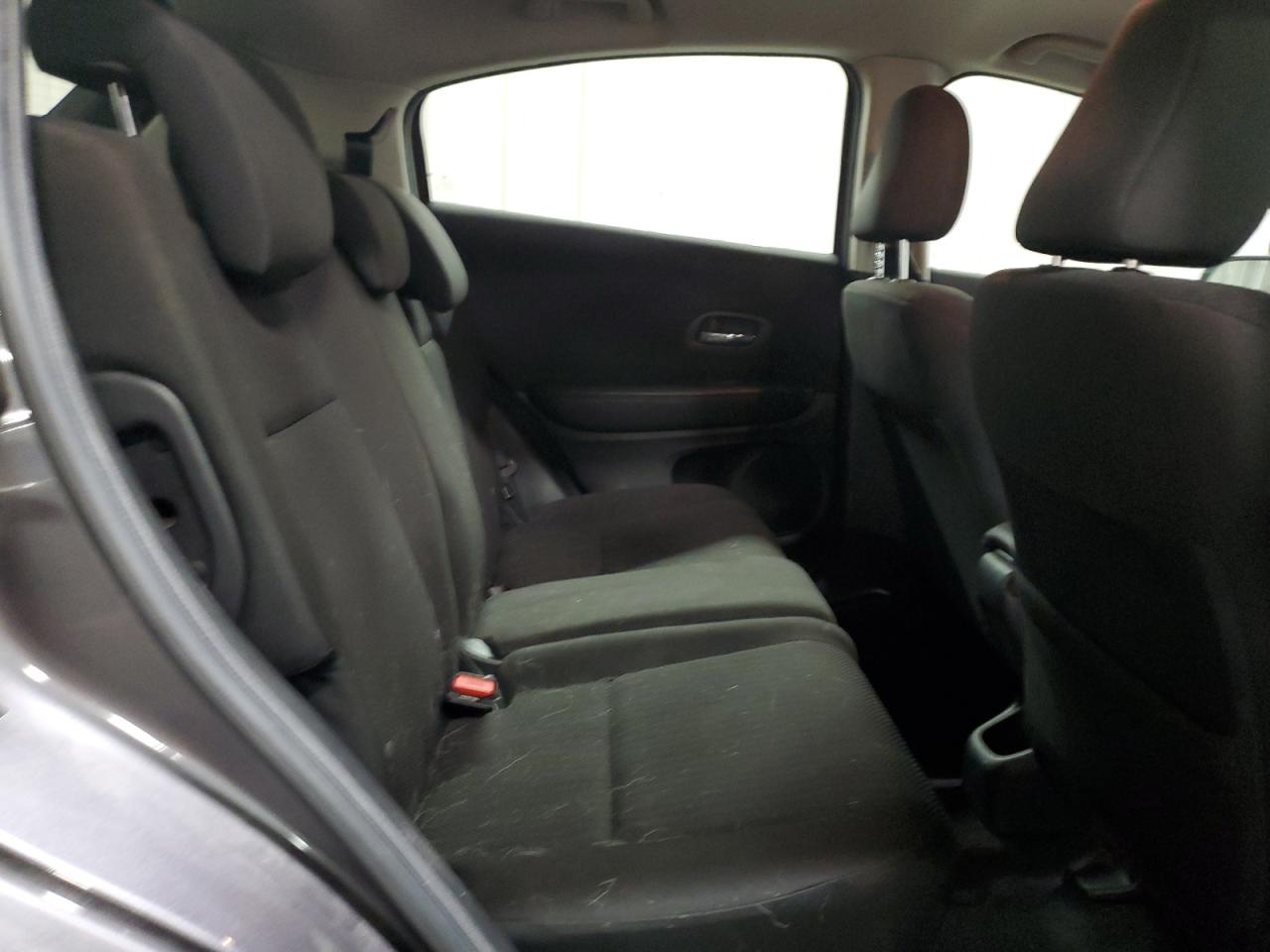 2016 Honda Hr-V Lx VIN: 3CZRU6H37GM769819 Lot: 92443505