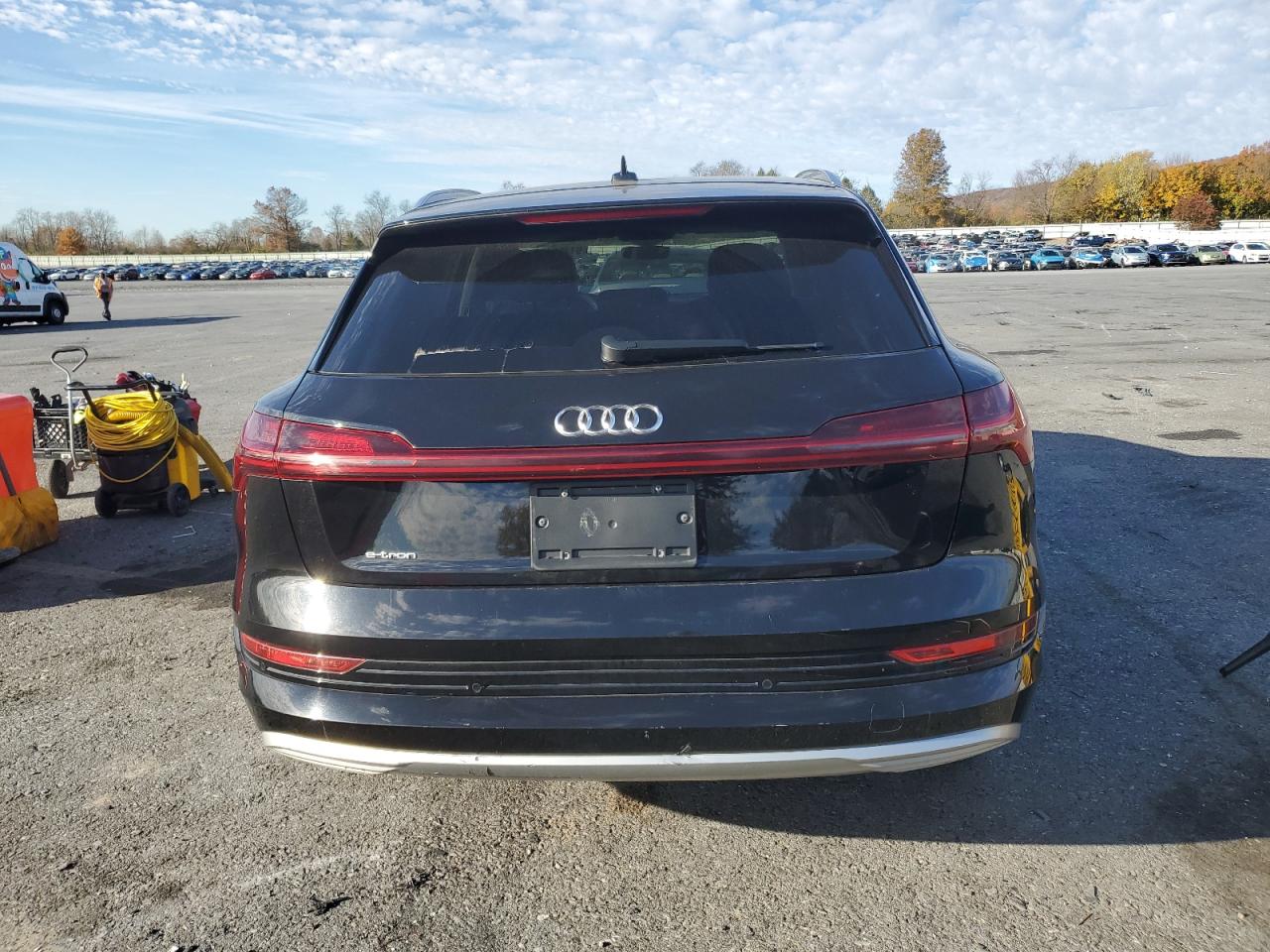 2019 Audi E-Tron Prestige VIN: WA1VAAGE4KB017024 Lot: 91488475