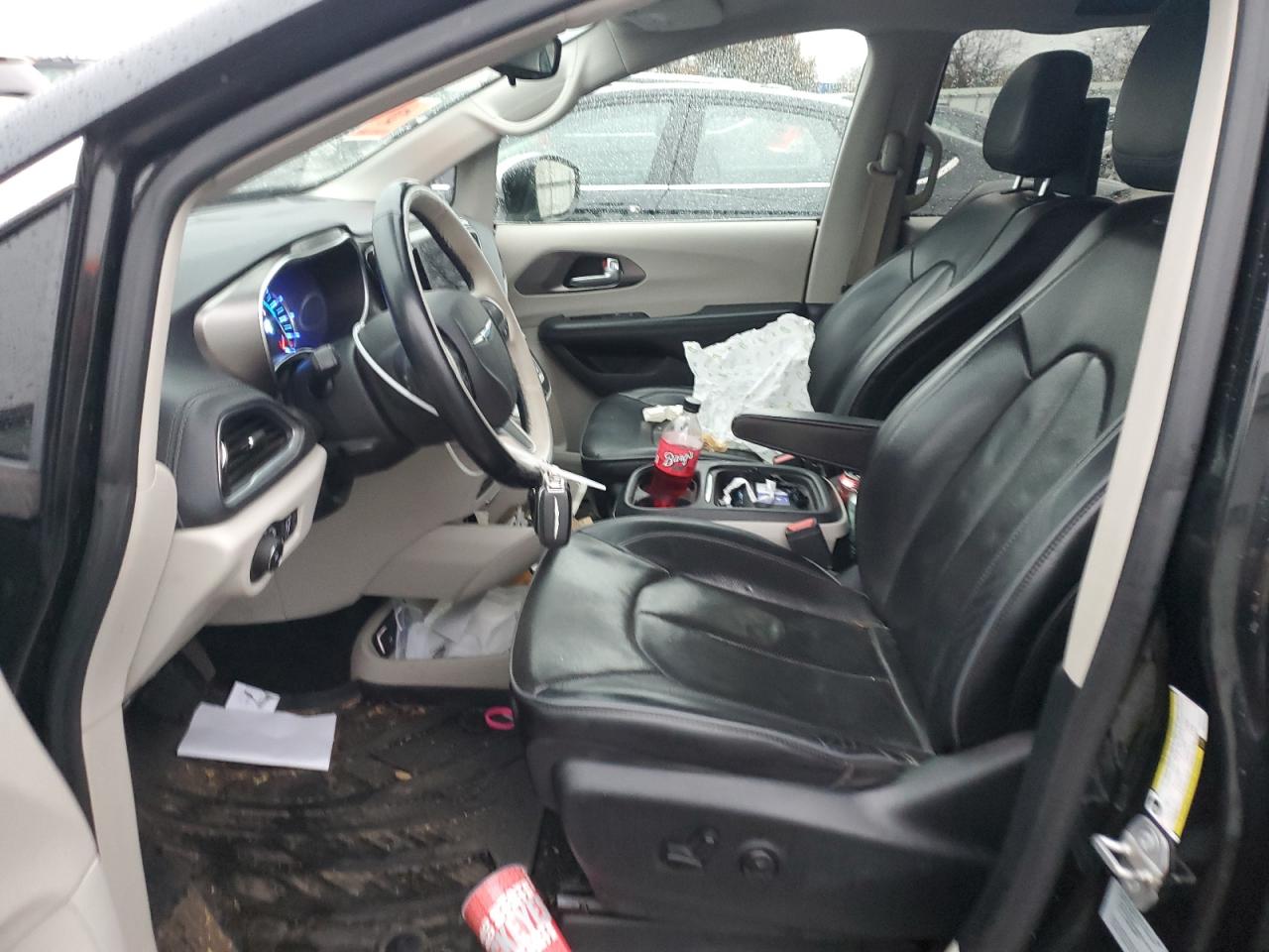 2017 Chrysler Pacifica Ehybrid Platinum VIN: 2C4RC1N70HR772171 Lot: 93623865