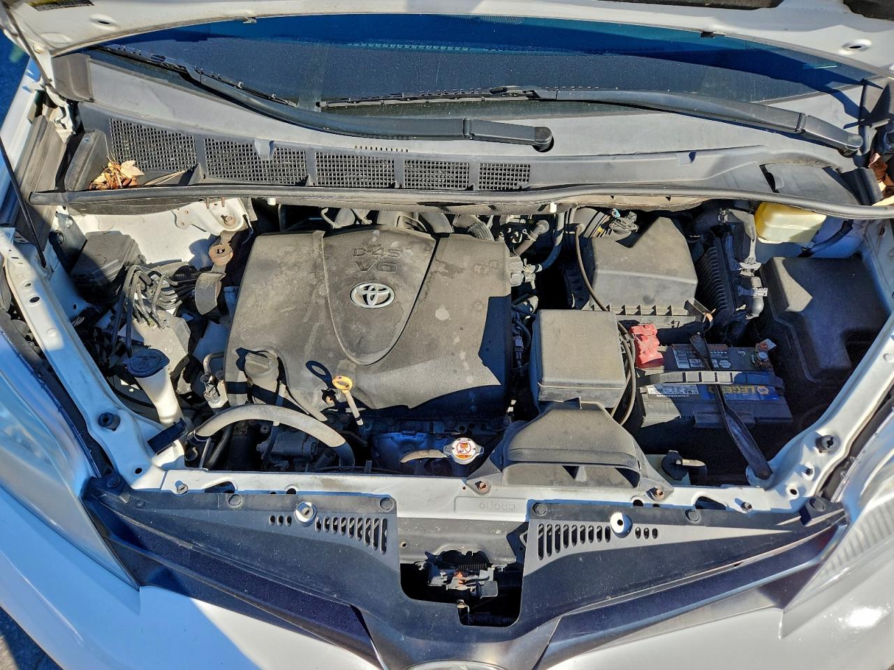 2018 Toyota Sienna L VIN: 5TDZZ3DC8JS901926 Lot: 93619575