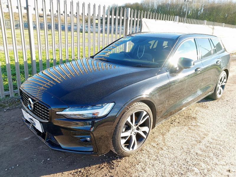 2021 VOLVO V60 2.0 B4P R DESIGN 5DR AUTO for sale at Copart WESTBURY