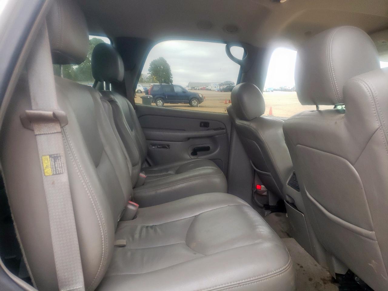 2004 Chevrolet Tahoe K1500 VIN: 1GNEK13Z44R261544 Lot: 91708805