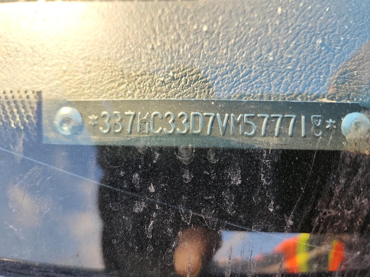 1997 Dodge Ram 3500 VIN: 3B7MC33D7VM577718 Lot: 92810205