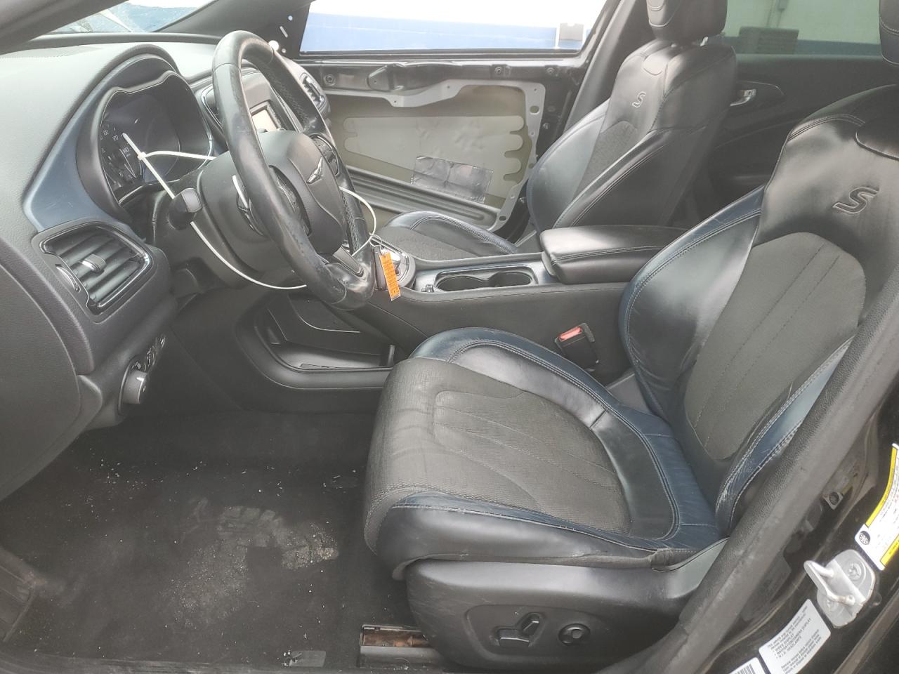 2015 Chrysler 200 S VIN: 1C3CCCBG5FN527094 Lot: 92109775