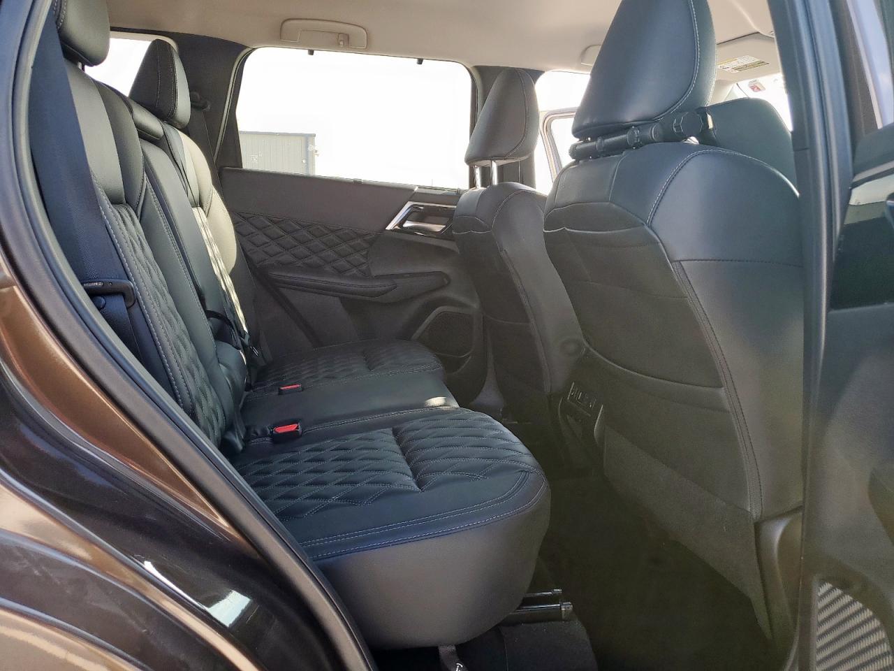 2024 Mitsubishi Outlander Sel VIN: JA4J3WA83RZ009748 Lot: 92698765