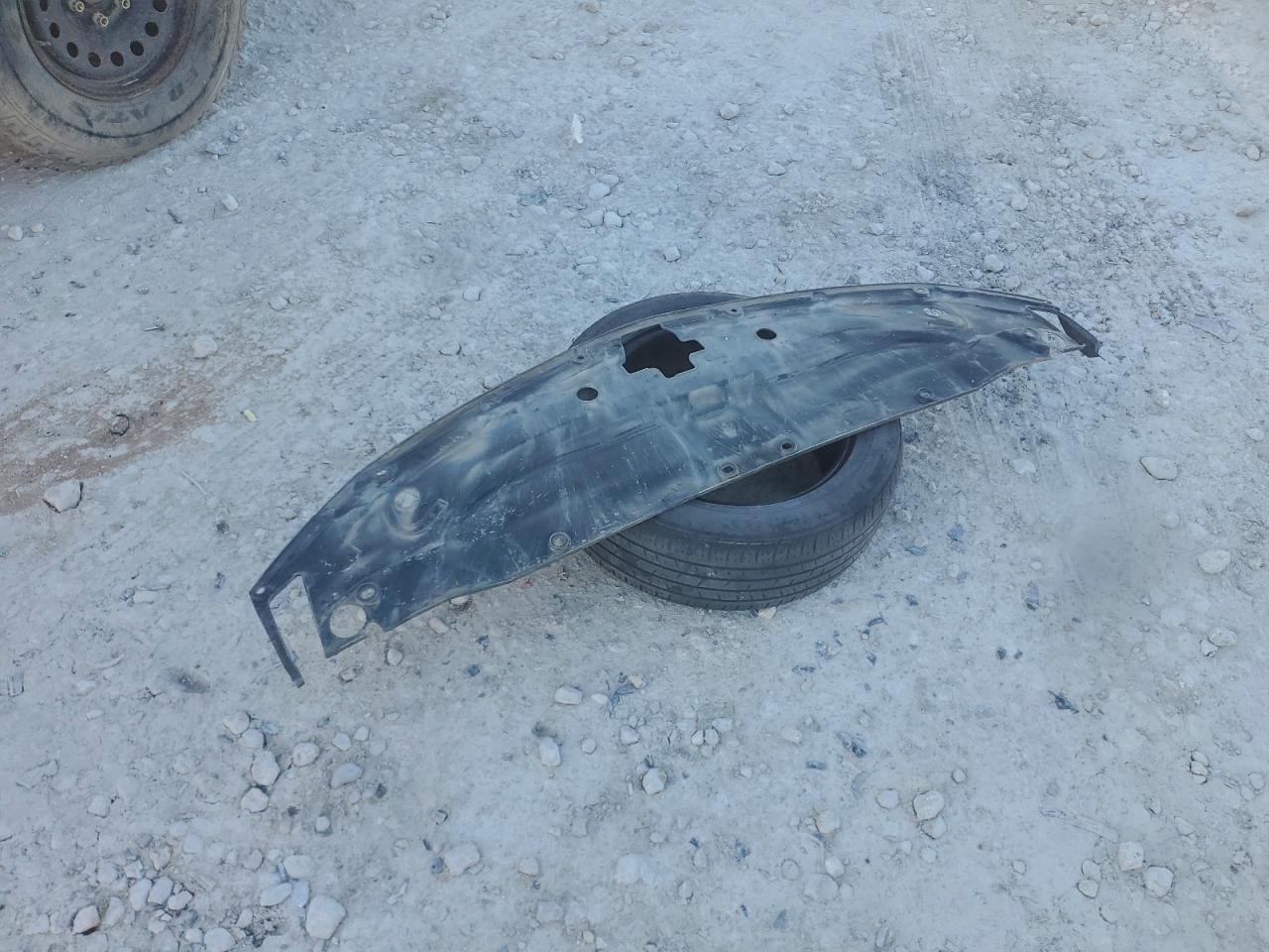 2018 Chevrolet Tahoe Special VIN: 1GNSKFEC5JR123645 Lot: 94447215