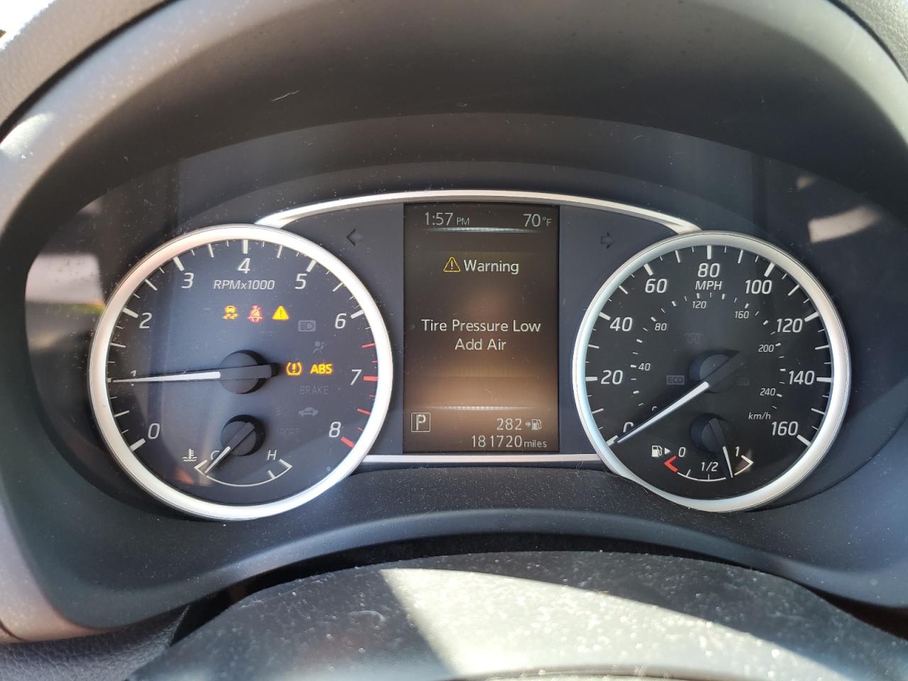 2017 Nissan Sentra S VIN: 3N1AB7AP8HY264221 Lot: 90503105