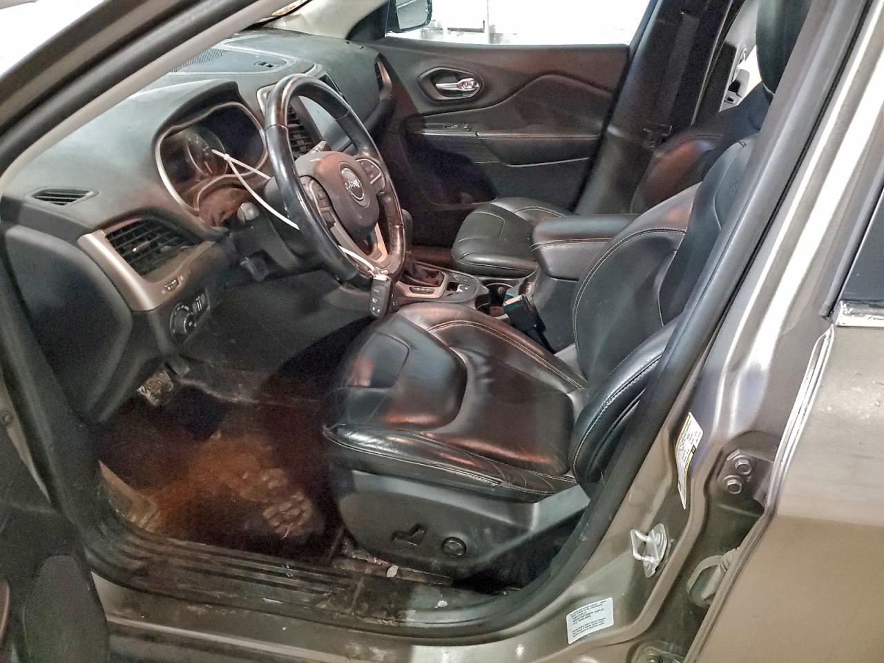 2016 Jeep Cherokee Limited VIN: 1C4PJMDS1GW270165 Lot: 94047955