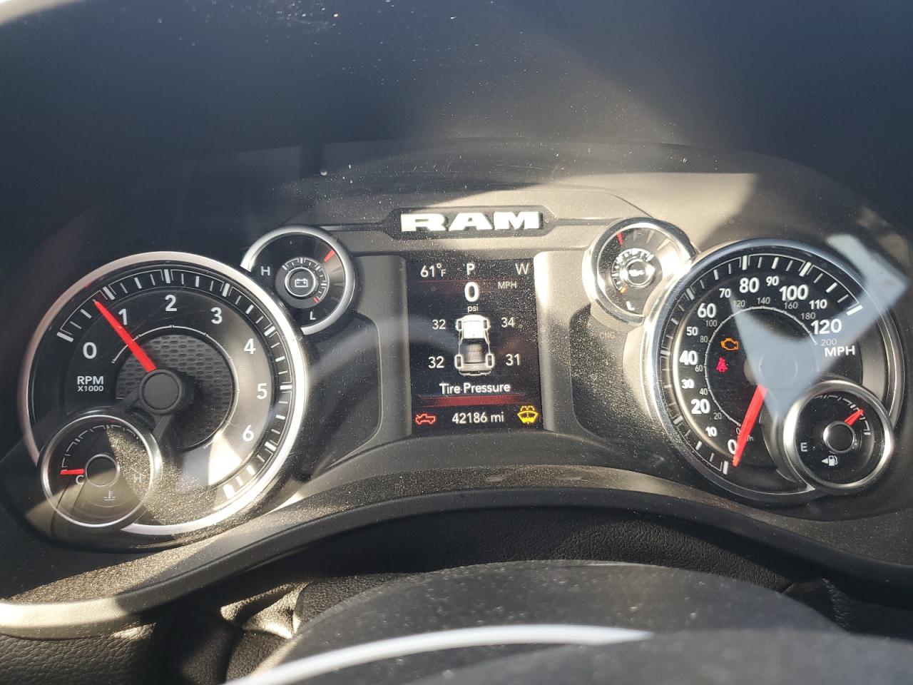 2019 Ram 1500 Big Horn/Lone Star VIN: 1C6SRFFT7KN650301 Lot: 92419355