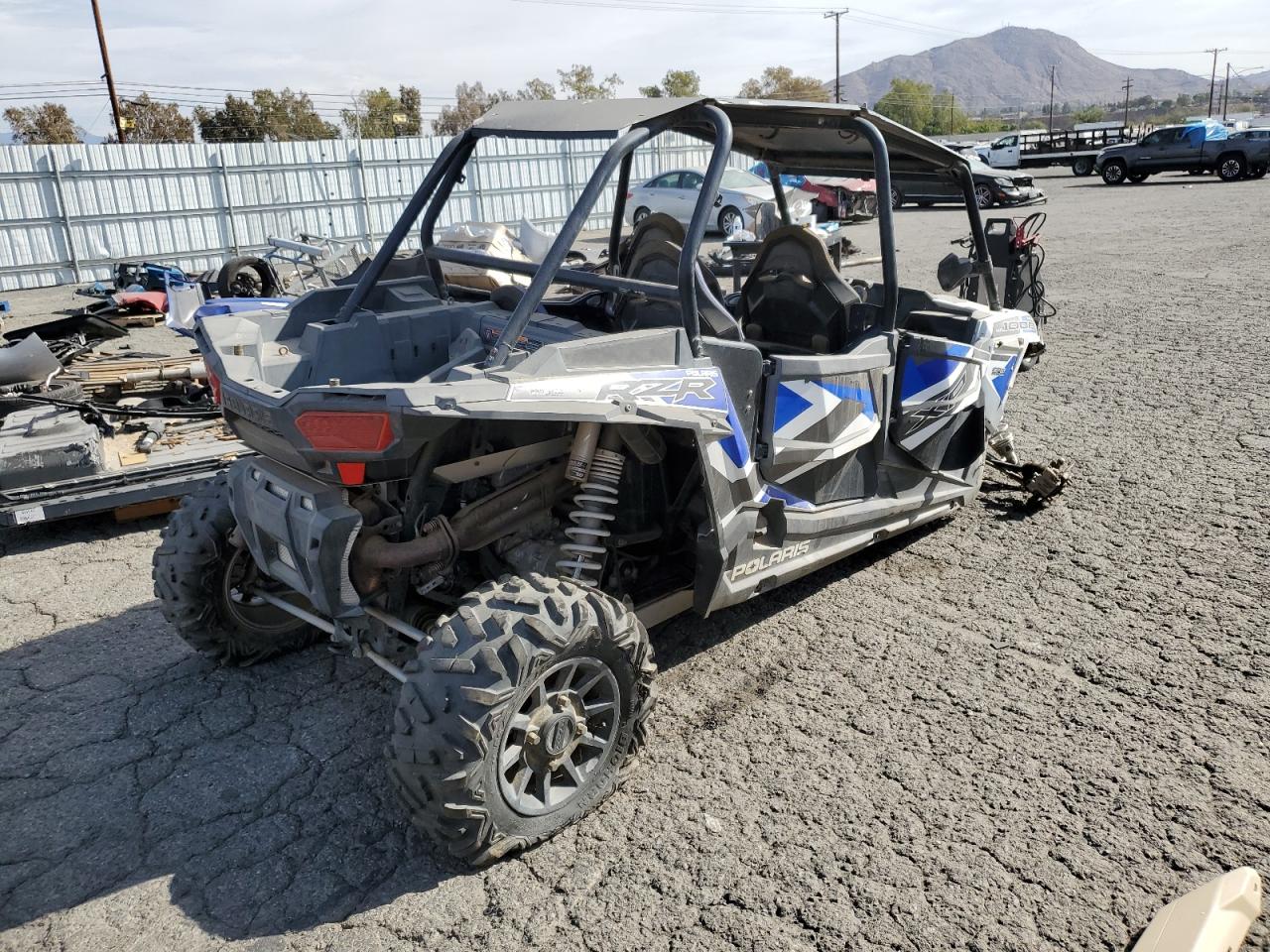 2017 Polaris Rzr Xp 4 1000 Eps VIN: 3NSVFE995HF924383 Lot: 92211985