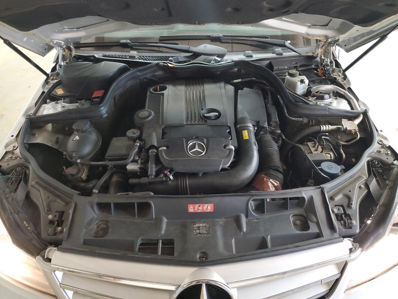 2013 Mercedes-Benz C 250 VIN: WDDGF4HB9DA855893 Lot: 92637875