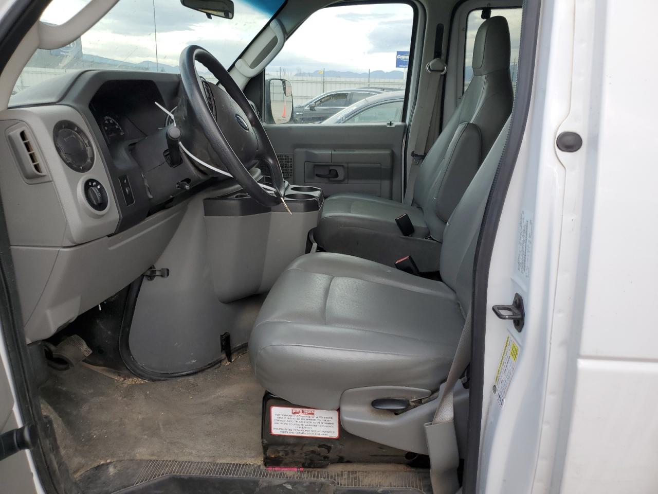 2014 Ford Econoline E350 Super Duty Wagon VIN: 1FBSS3BL5EDA46598 Lot: 92429625