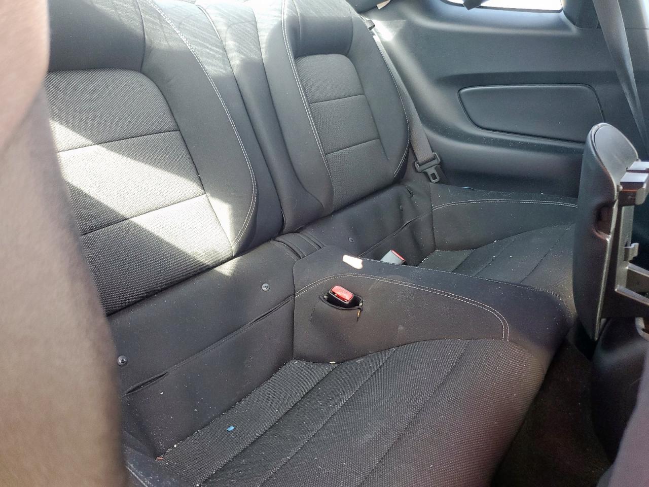 2016 Ford Mustang VIN: 1FA6P8AM5G5333464 Lot: 92711475