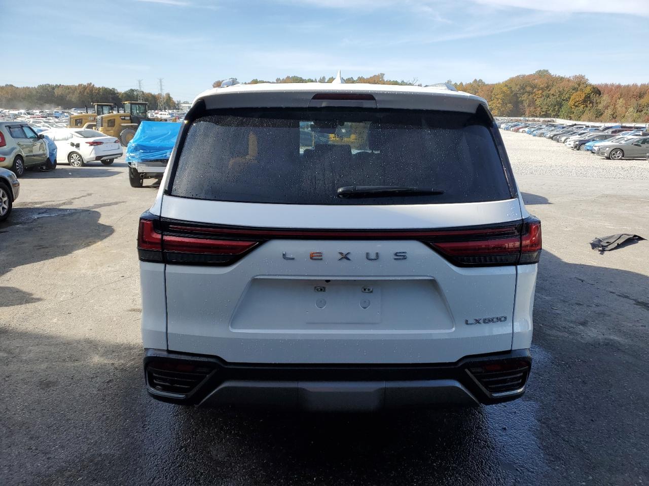 2024 Lexus Lx 600 Base VIN: JTJGB7CX0R4045260 Lot: 92025175