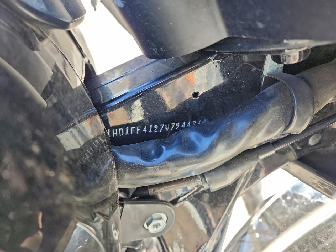 2007 Harley-Davidson Flht Classic VIN: 1HD1FF4127Y724484 Lot: 92632685