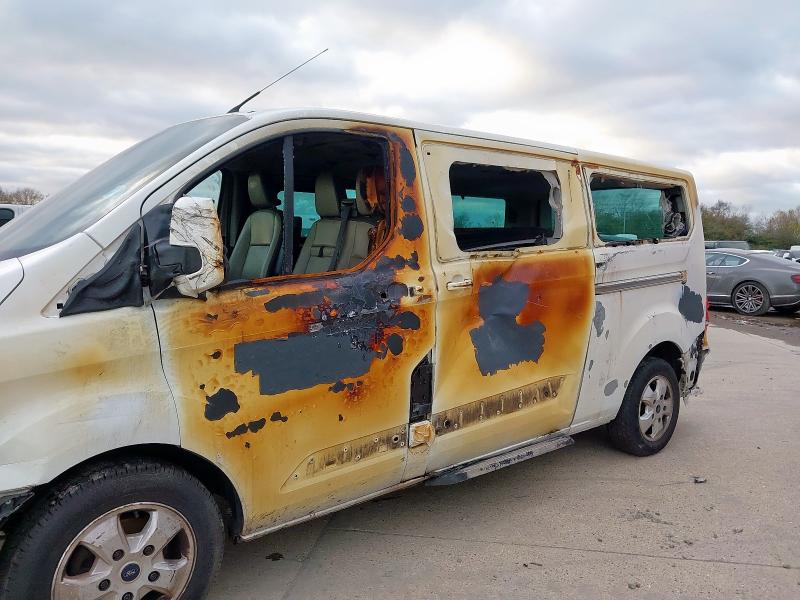 2016 FORD TOURNEO CUSTOM 2.0 TDCI 130PS LOW ROOF 8 SEATER TITANIUM