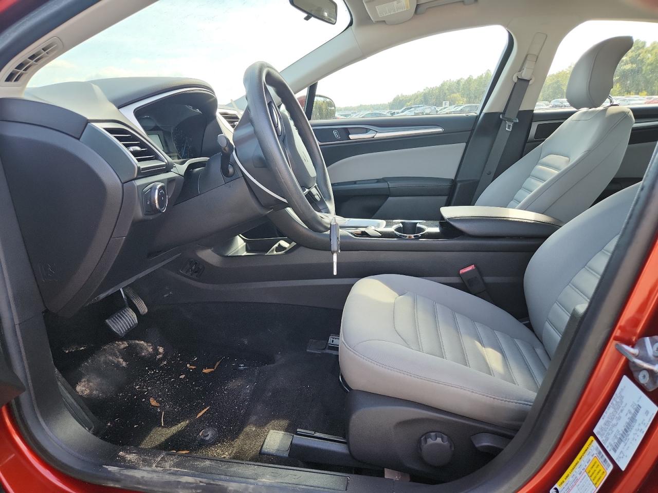 2014 Ford Fusion S VIN: 3FA6P0G73ER265209 Lot: 93515575