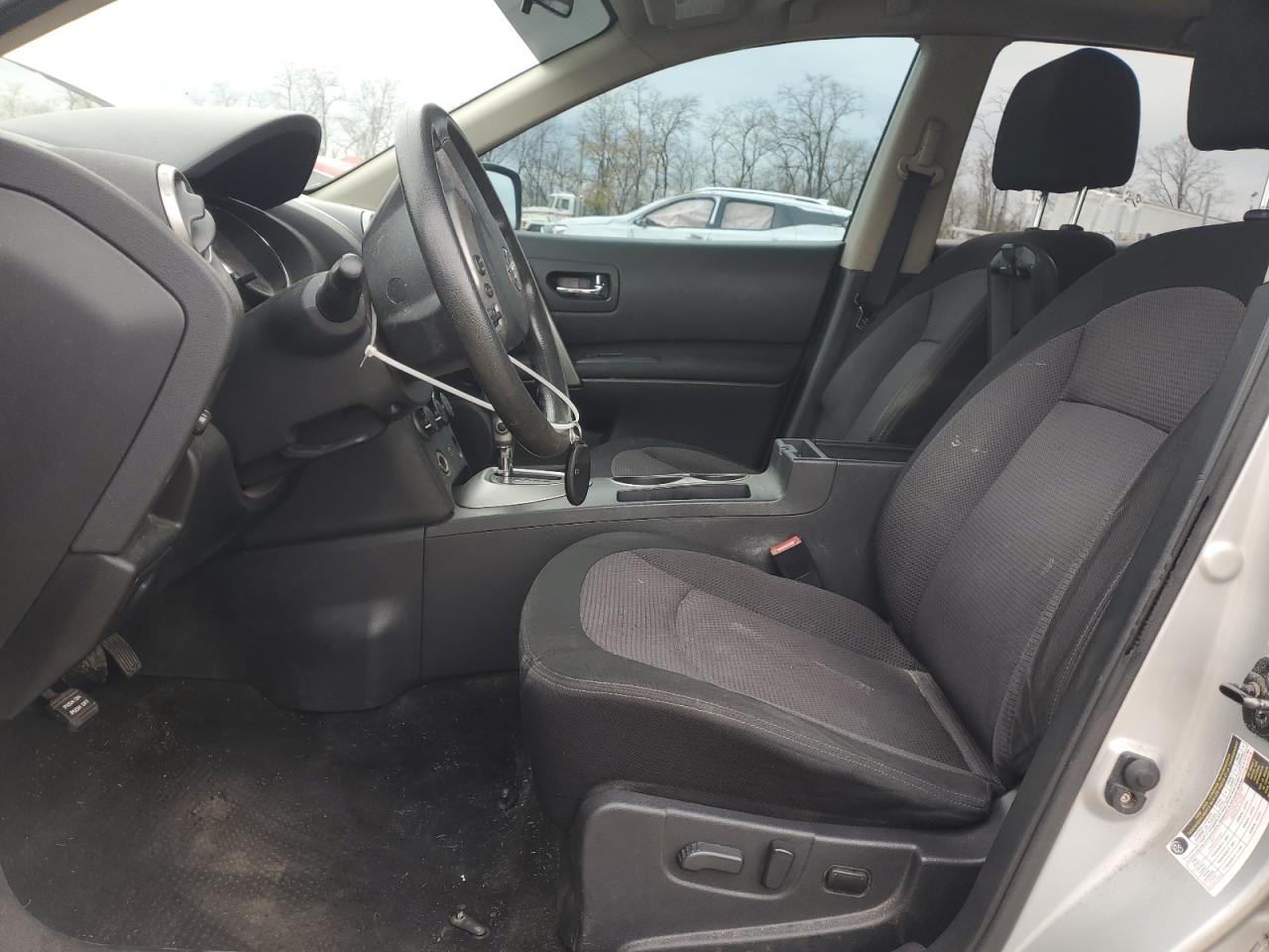 2011 Nissan Rogue S VIN: JN8AS5MV9BW681216 Lot: 92923335