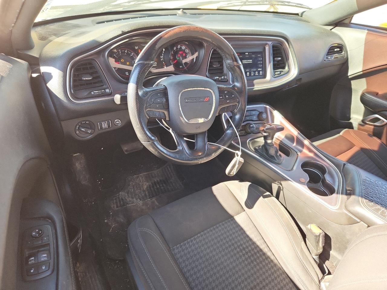 2018 Dodge Challenger Sxt VIN: 2C3CDZAG3JH245216 Lot: 91373755