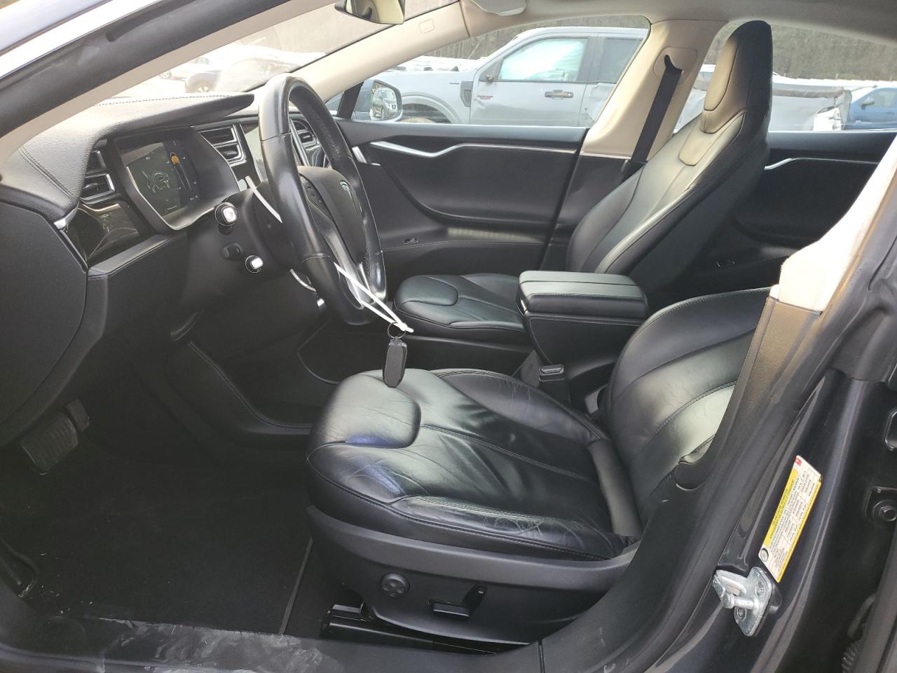 2014 Tesla Model S VIN: 5YJSA1H10EFP56946 Lot: 93675895