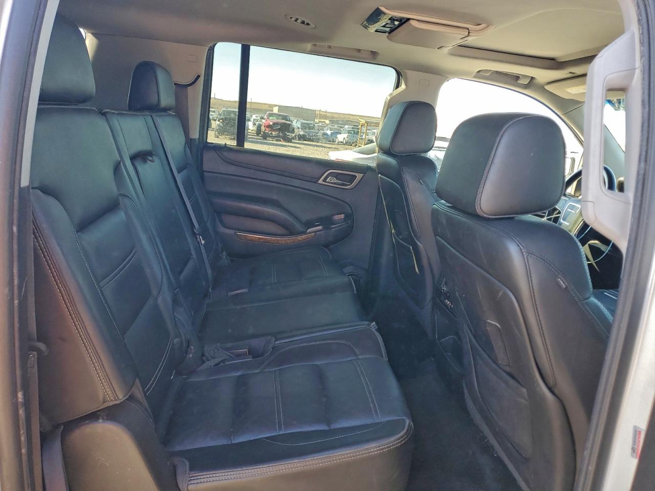 2015 GMC Yukon Xl Denali VIN: 1GKS2JKJ7FR564591 Lot: 94158535