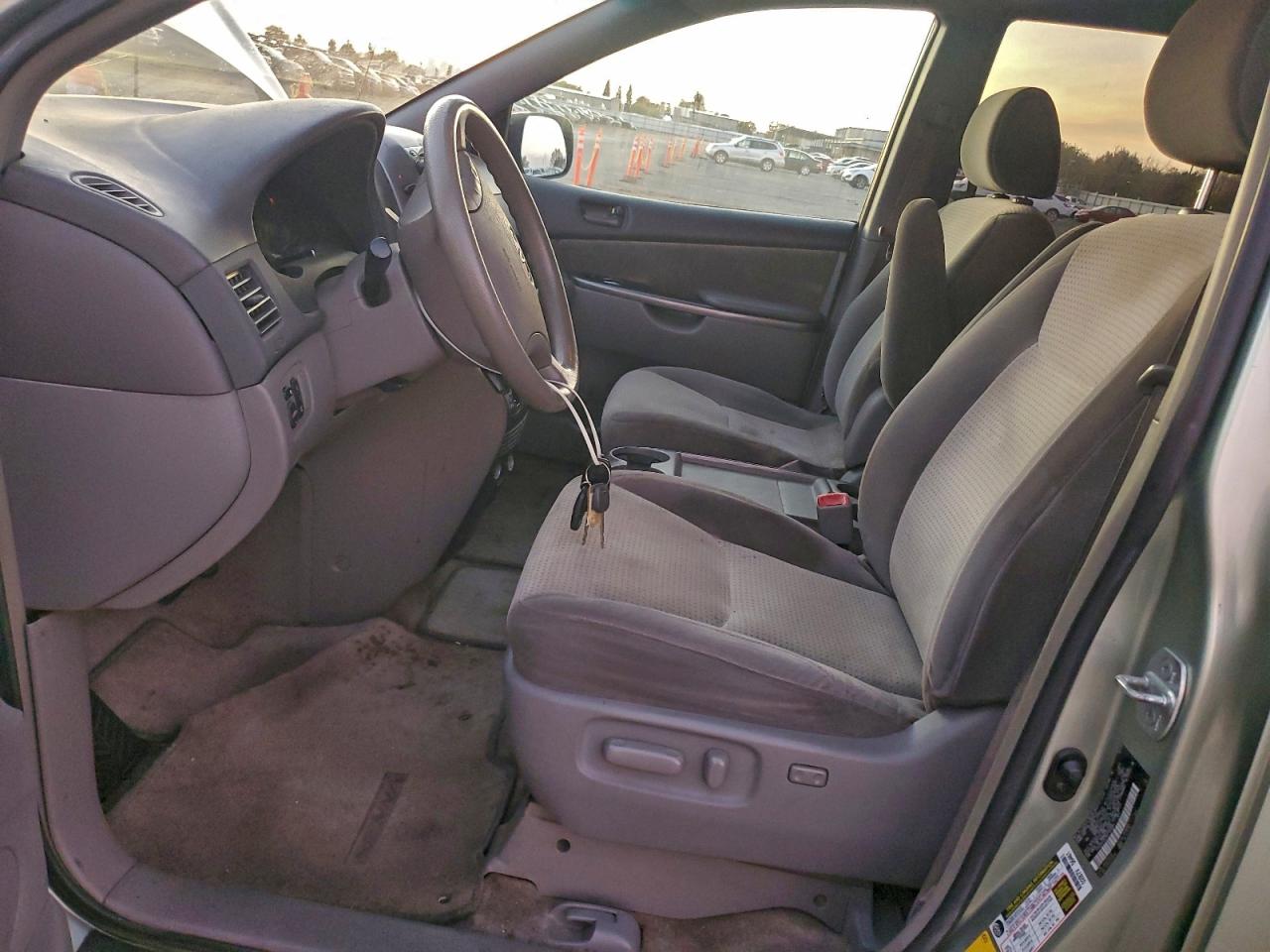 2008 Toyota Sienna Ce VIN: 5TDZK23C28S181064 Lot: 94235015