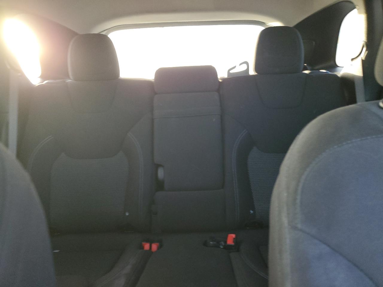 2019 Jeep Cherokee Latitude VIN: 1C4PJMCB6KD140291 Lot: 92593815