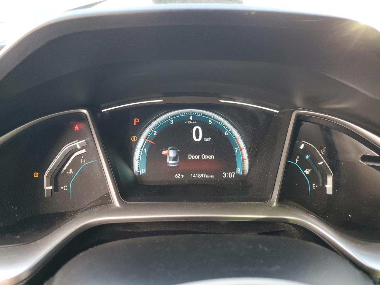 2018 Honda Civic Ex VIN: JHMFC1F30JX005103 Lot: 93318565