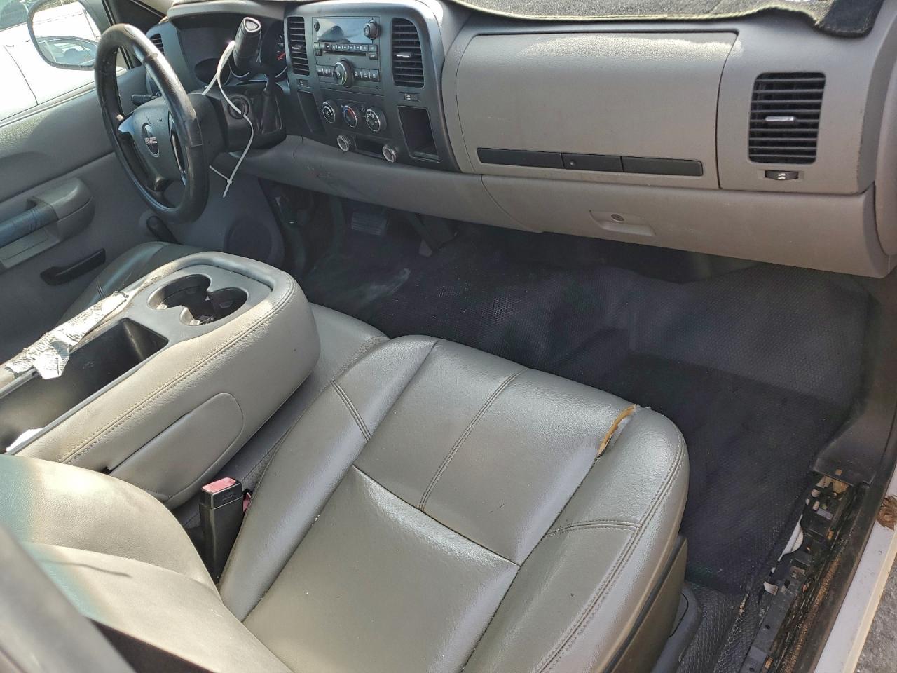 2008 GMC Sierra C1500 VIN: 1GTEC14X08Z182509 Lot: 94487235