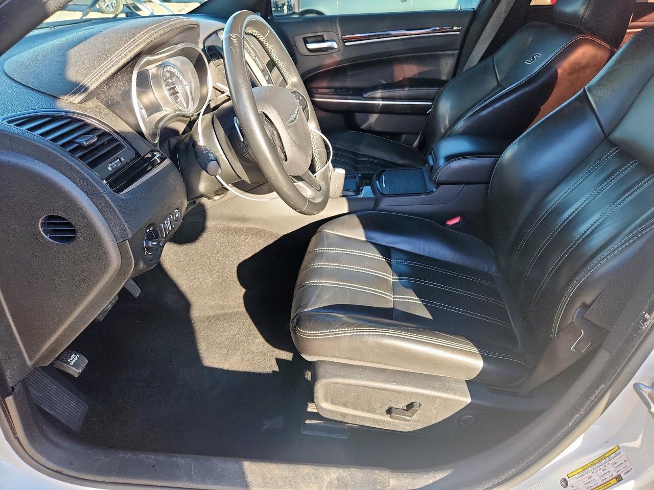 2021 Chrysler 300 S VIN: 2C3CCABG2MH550178 Lot: 90645955