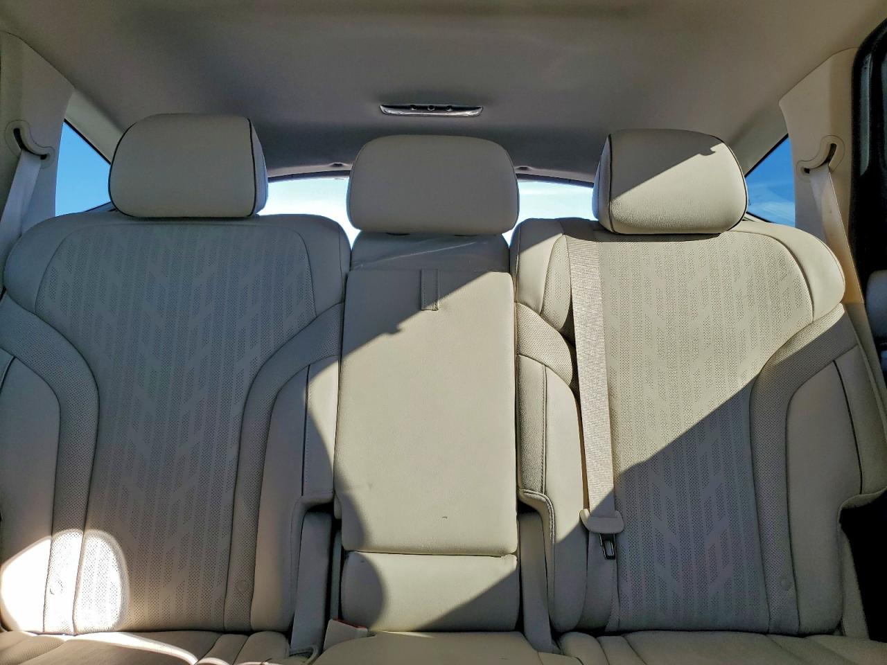 2021 Genesis Gv80 Base VIN: KMUHB4SB0MU054137 Lot: 93906625