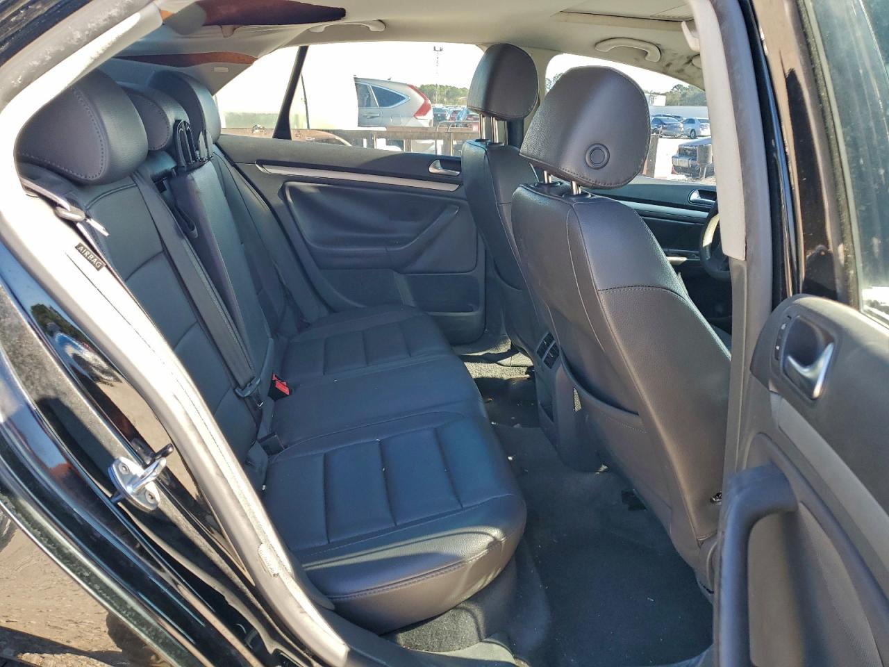 2006 Volkswagen Jetta 2.5 Option Package 1 VIN: 3VWSF81K66M805591 Lot: 94481155