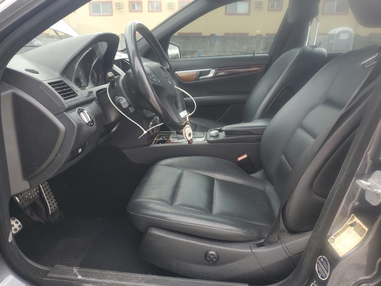 2010 Mercedes-Benz C 300 VIN: WDDGF5EB4AR112212 Lot: 92626305