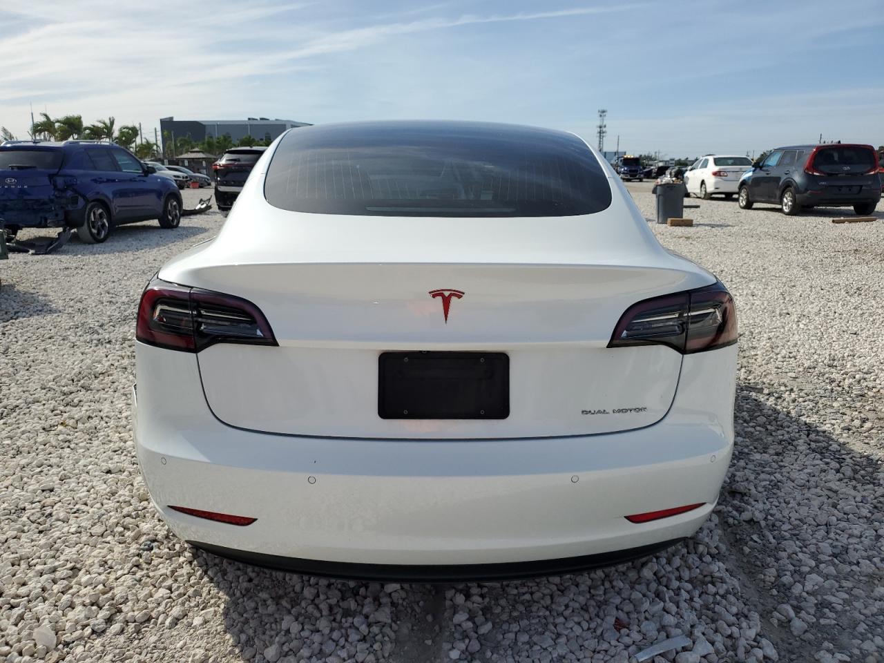 2019 Tesla Model 3 VIN: 5YJ3E1EB4KF392421 Lot: 92390755