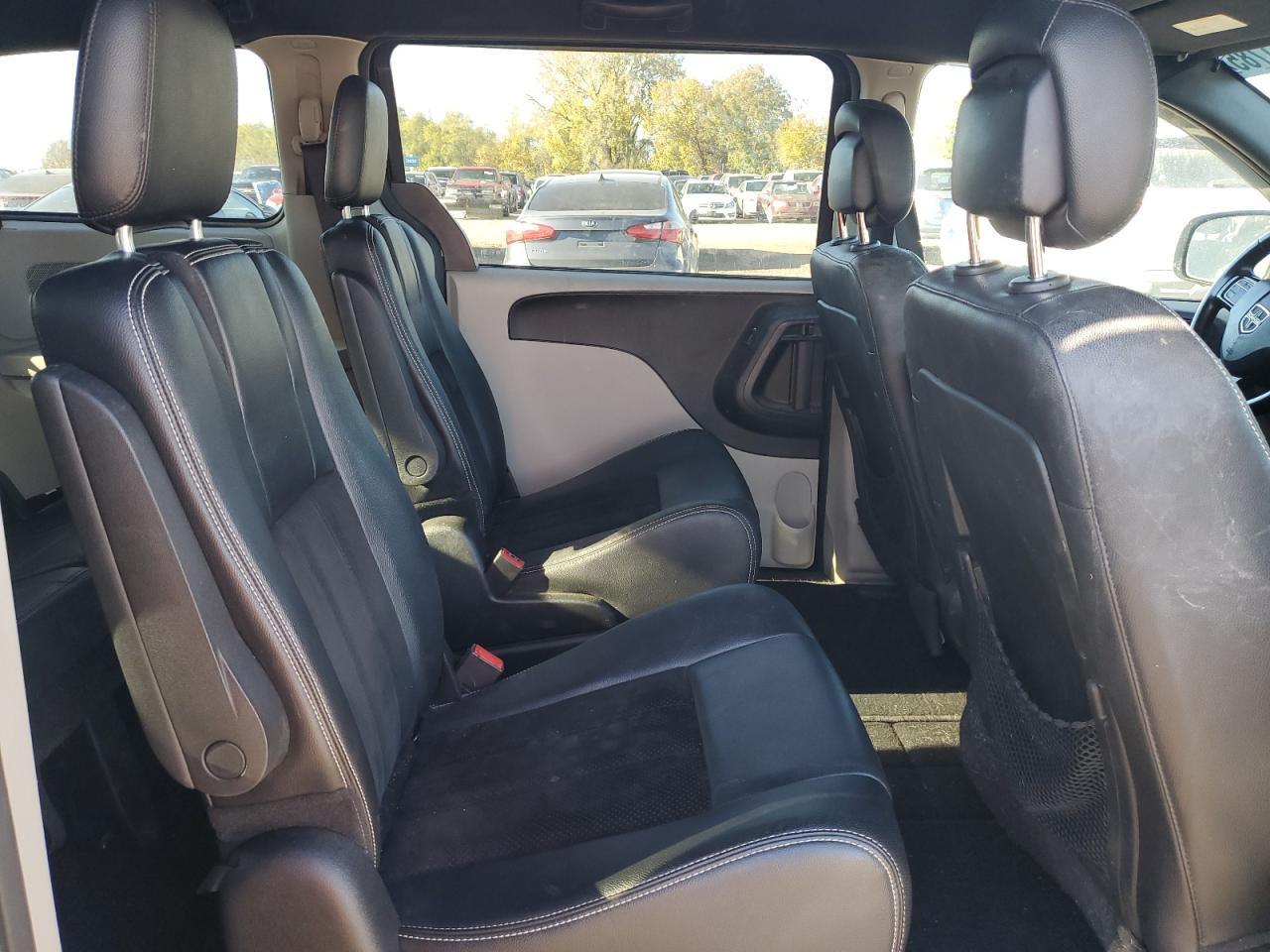 2017 Dodge Grand Caravan Sxt VIN: 2C4RDGCG2HR562514 Lot: 90591785