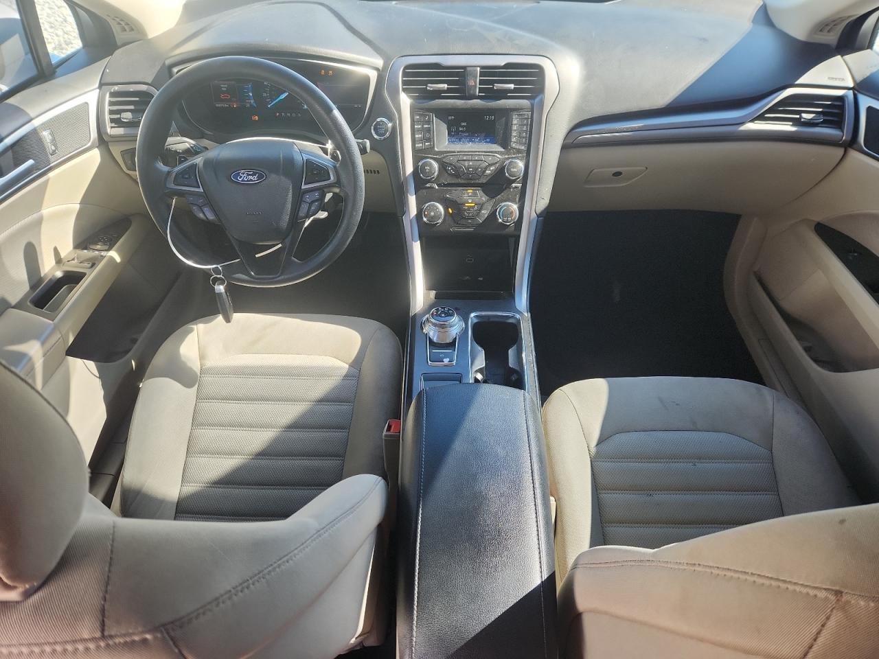 2018 Ford Fusion Se VIN: 3FA6P0HD0JR227743 Lot: 90620095