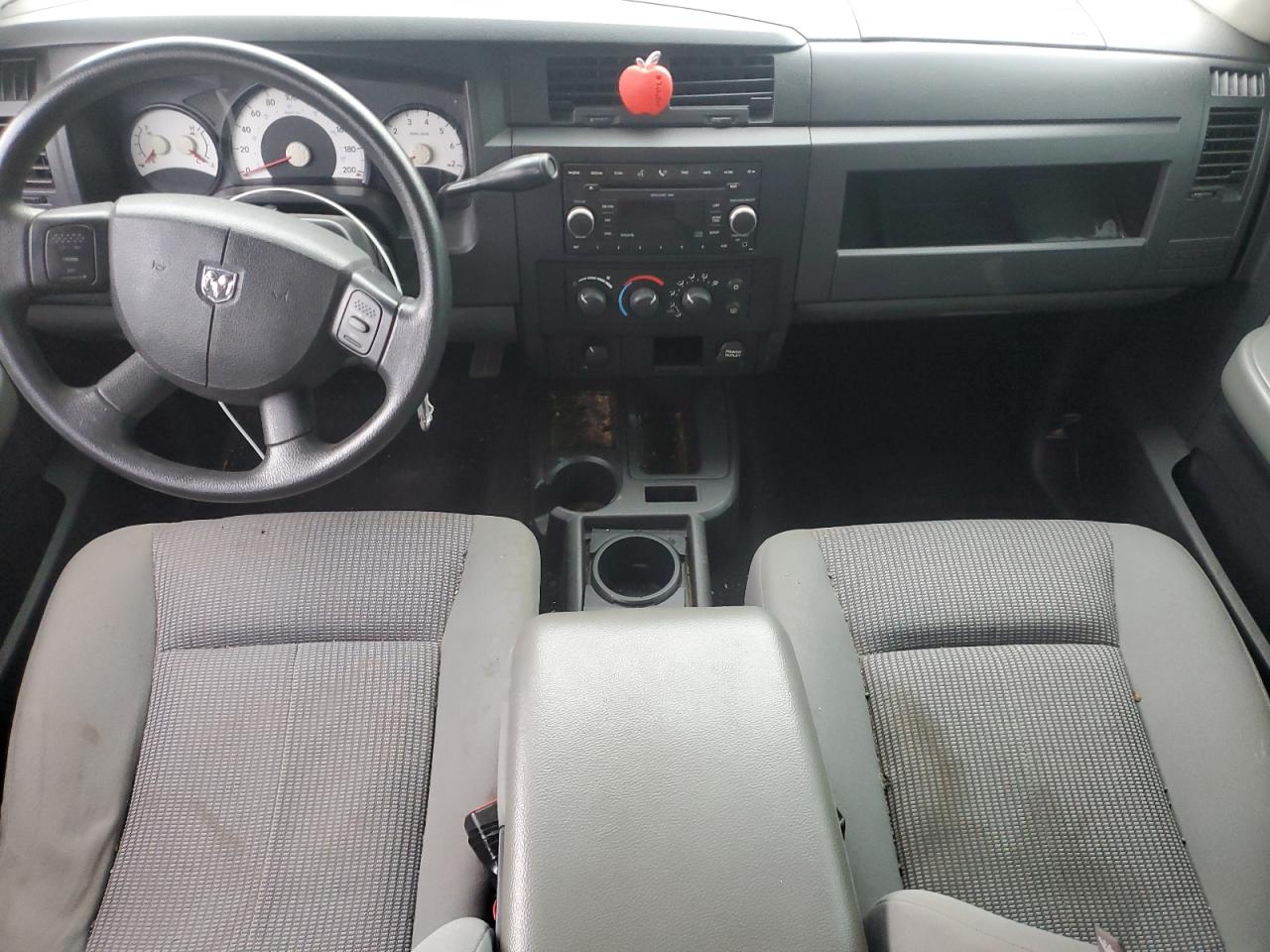 2008 Dodge Dakota Sxt VIN: 1D7HW38K68S544467 Lot: 93621395